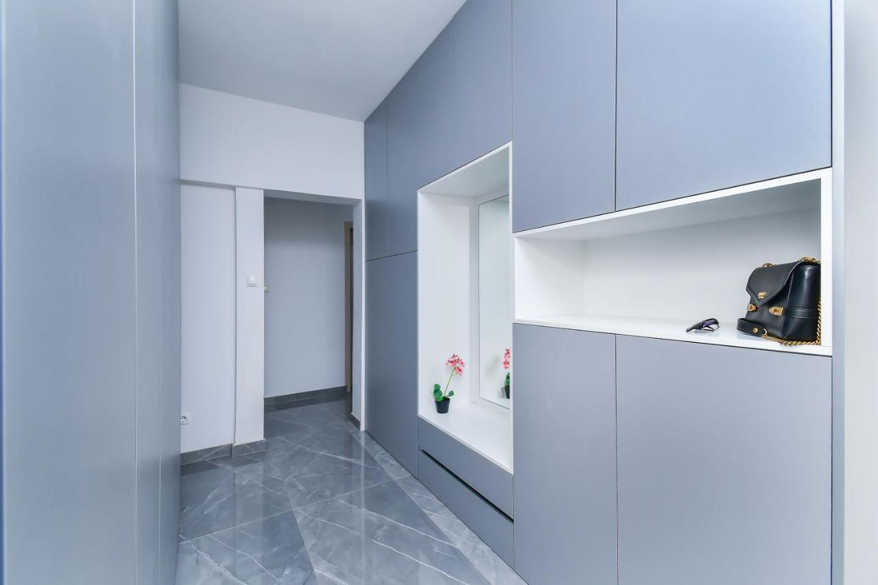 Apartment Ela Omis Exterior photo