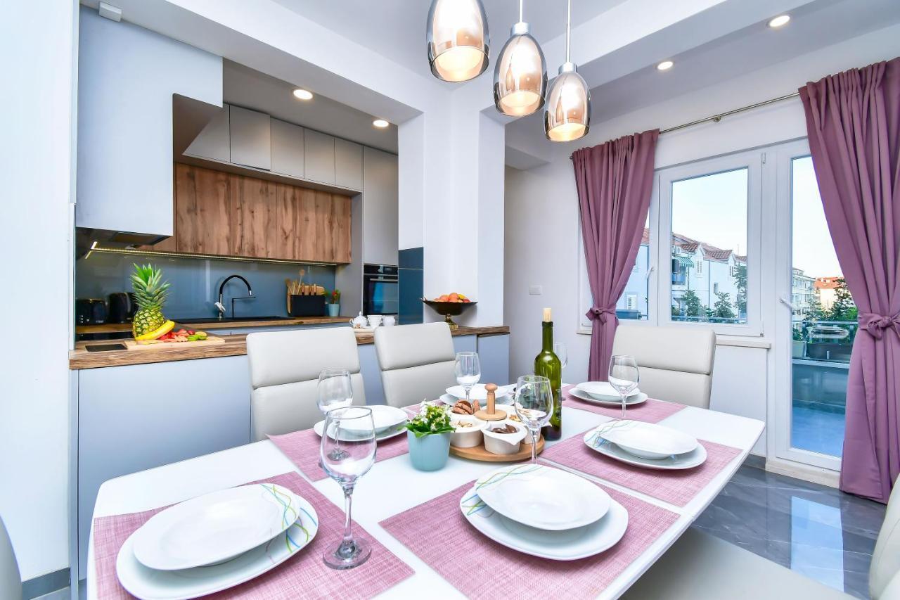 Apartment Ela Omis Exterior photo